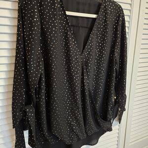 West Kai Black High Low Flowy Top Gold Silver Flecks Tie 3/4 Sleeves V Neck Glam